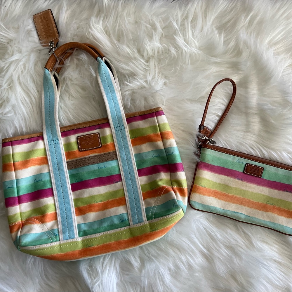 Vintage 2009 Coach Hampton Watercolor Stripe Purse/Wristlet